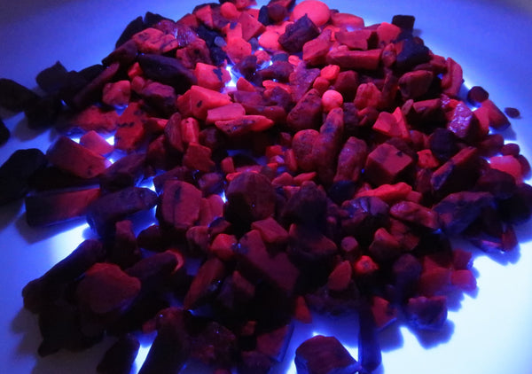 Ruby Mini Rough, 1/4 LB