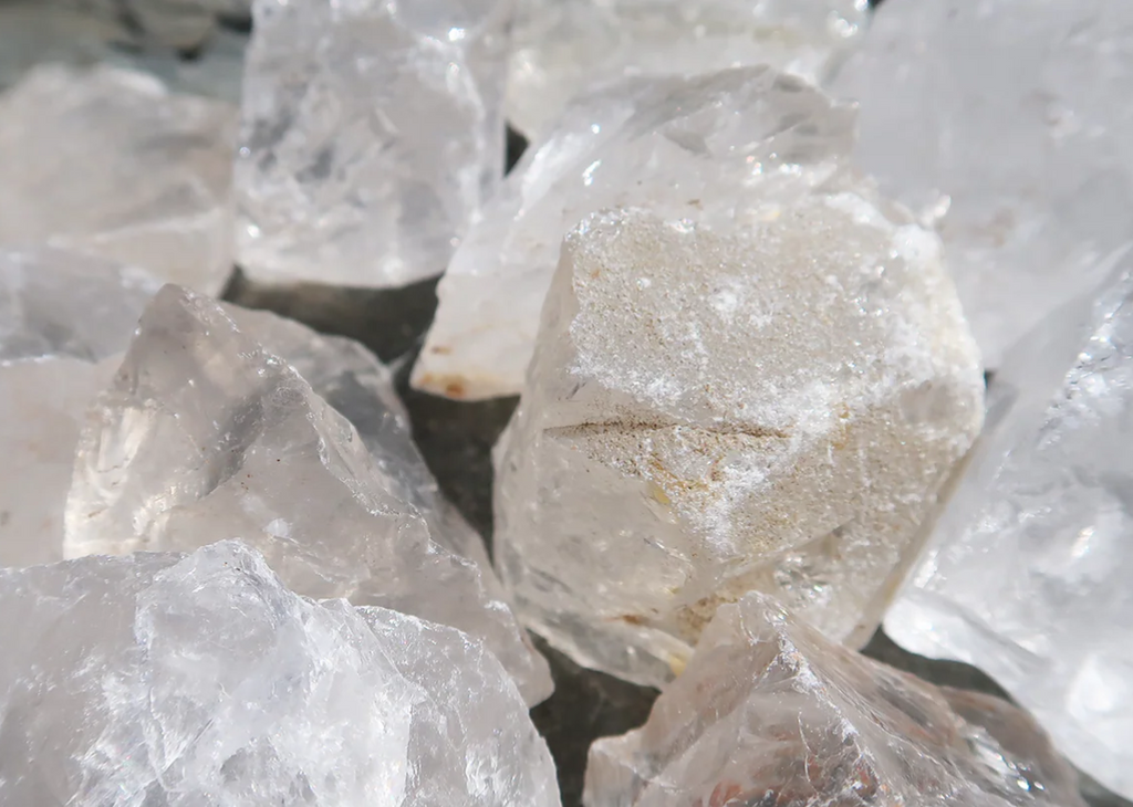 Rough Quartz, Clear - 1 LB, Size Medium