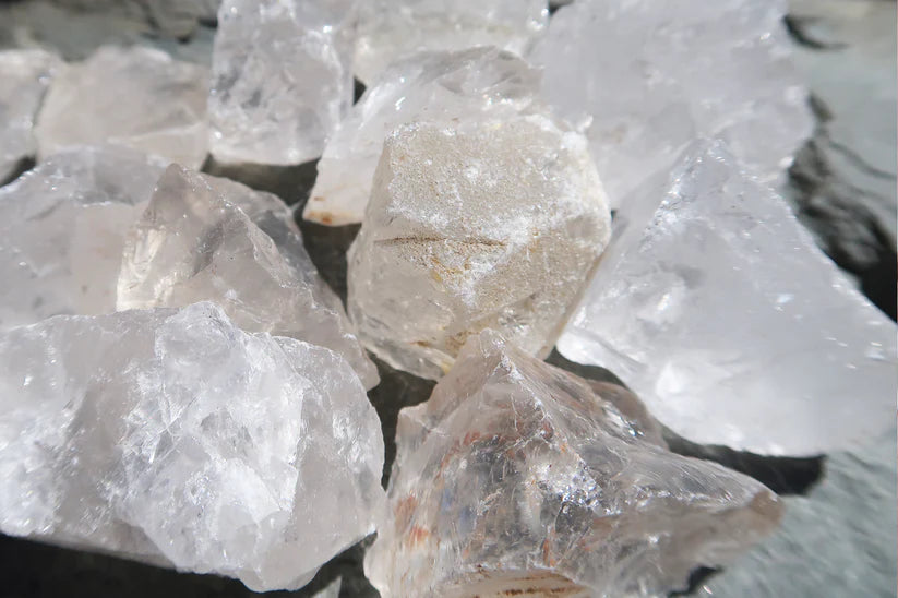 Quartz - 1 LB, Size Medium