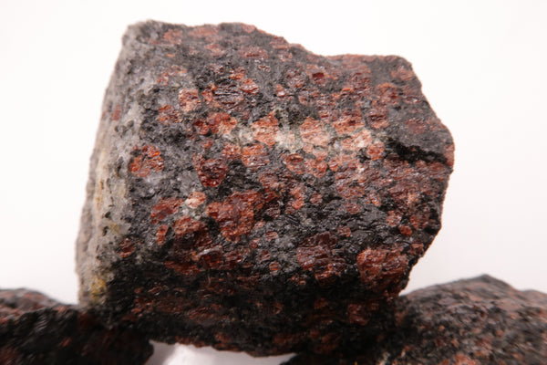 Medium Spinel in Matrix