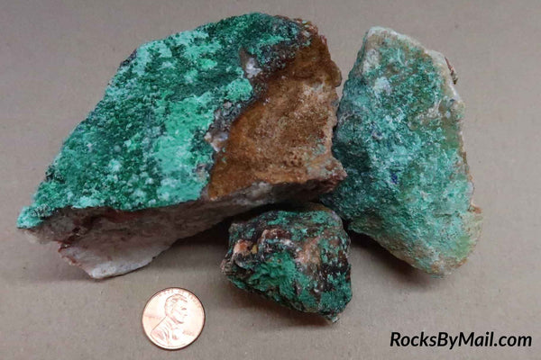 Malachite in Quartz Specimens